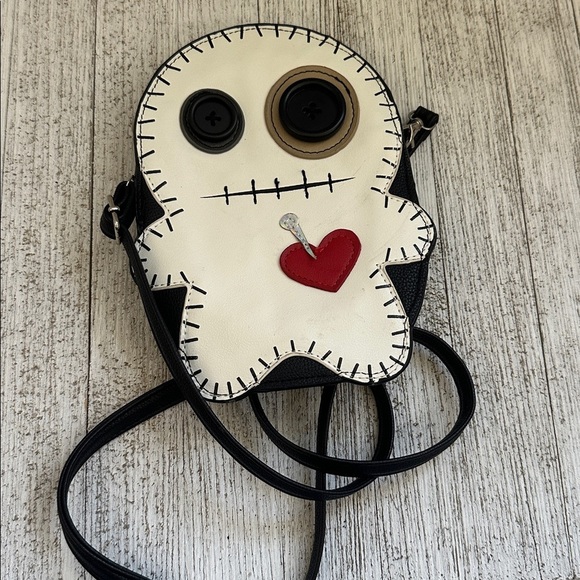 Sleepyville Critters Voodoo Doll Crossbody Bag - Picture 5 of 6